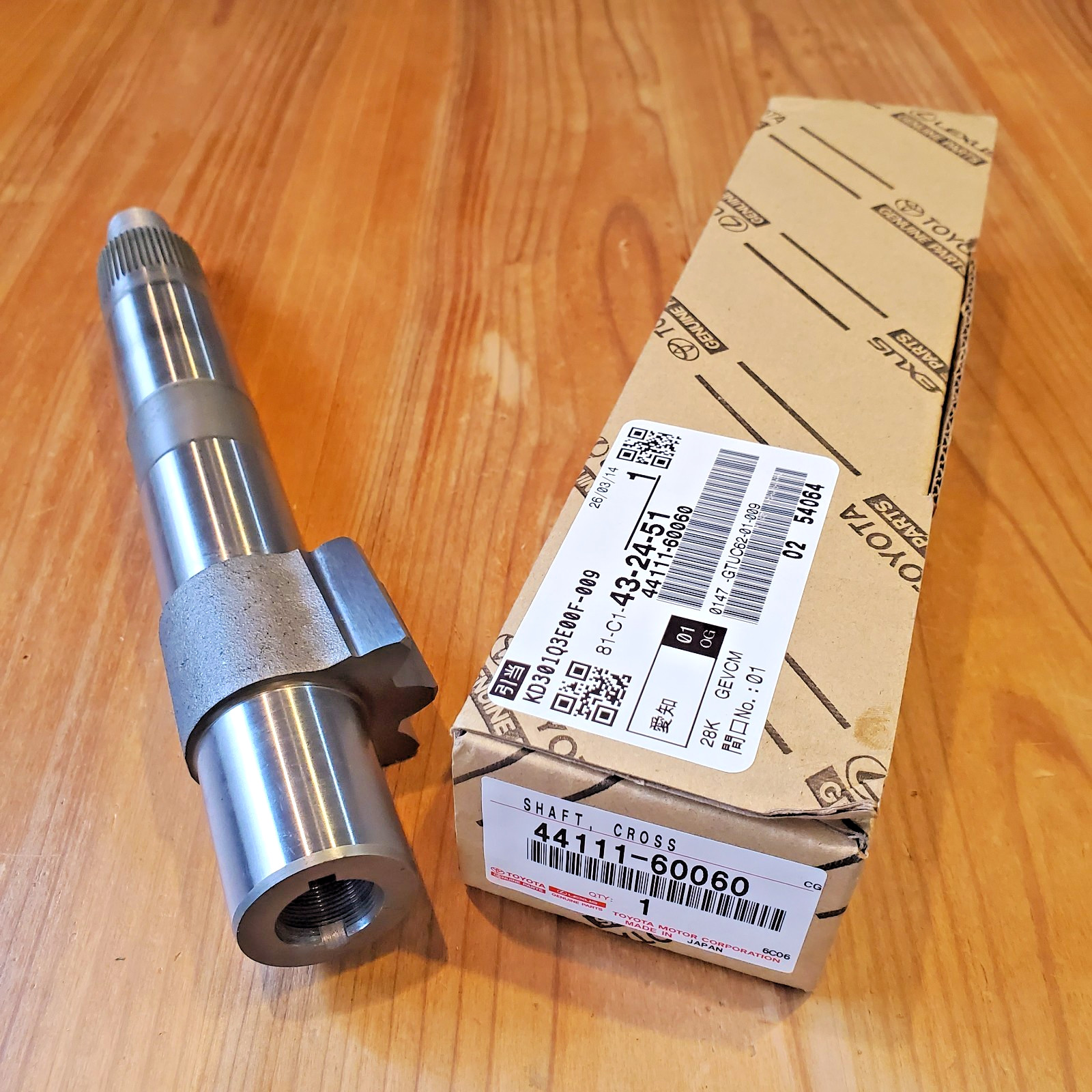 TOYOTA Genuine Steering Cross Shaft for Land Cruiser FZJ80 FZJ105 44111-60060