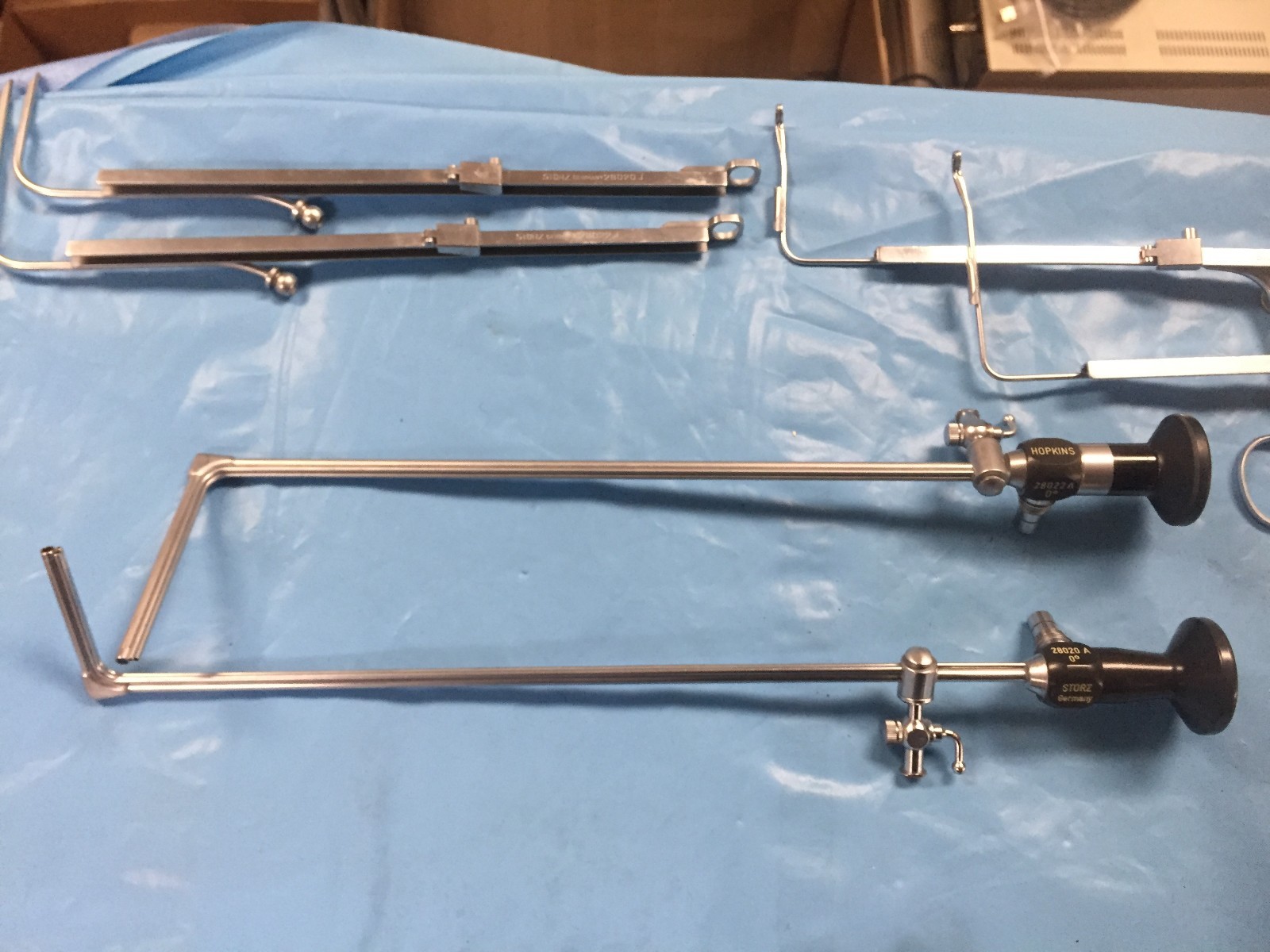 Karl Storz Hopkins 28020A Scope, 28020J/28022J Channel , 28020G/28022G forcepts