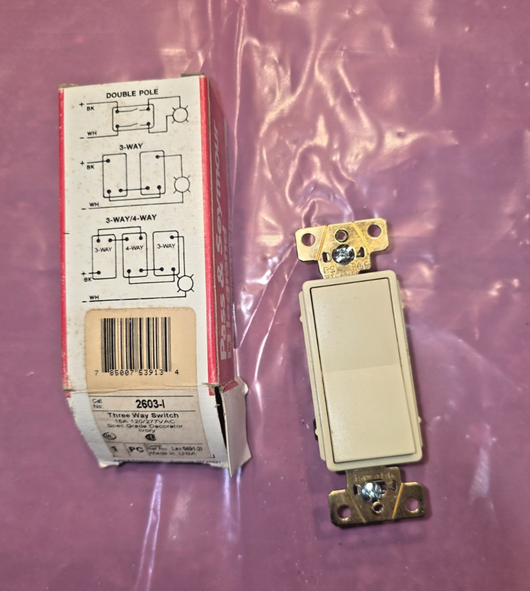 Pass & Seymour 3-Way 2603-I Decorator Ivory Light Switch, 15A, 120/277VAC