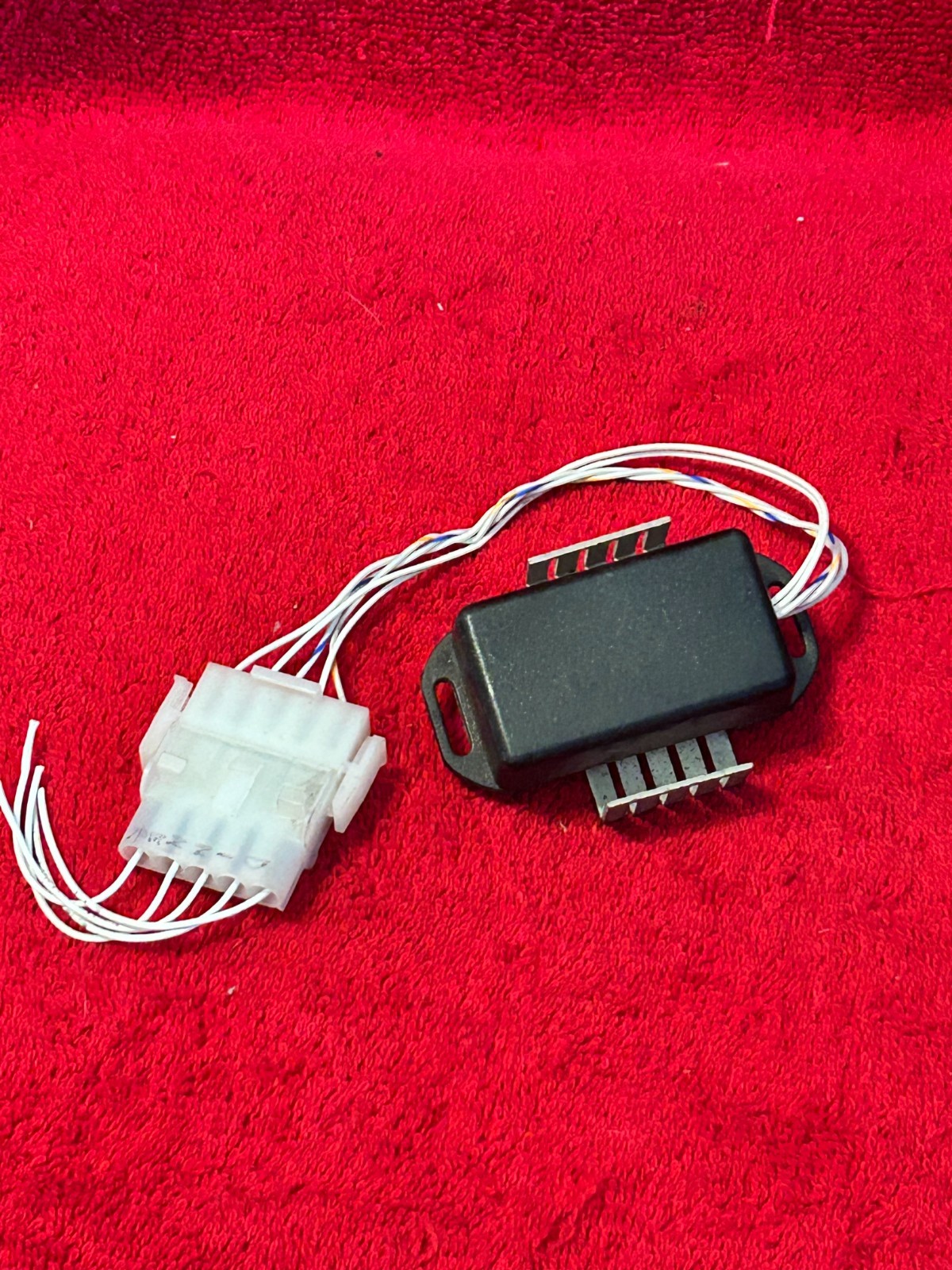 AVIATION POWER RELAY WITH COOLING FINS AND MOLEX CONNECTOR