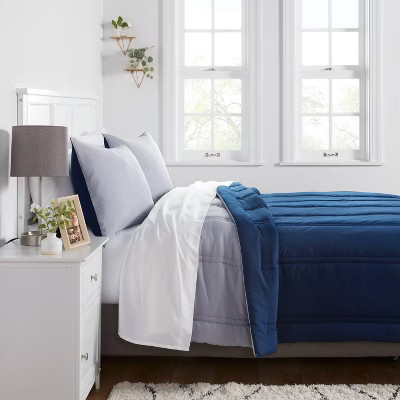 King Lofty Microfiber Comforter Dark Blue Denim Heather - Room Essentials: