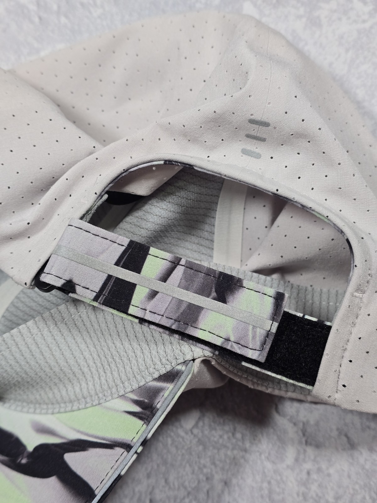 Lululemon Fast Free Running Hat Paint Glide Multi Adjustable Strap One Size