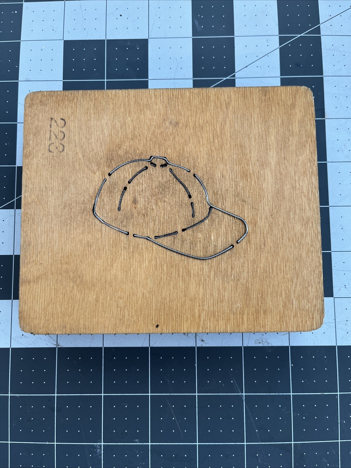 AccuCut 4 7/8"x5 7/8" Wooden Die Baseball Cap Sm * Retired