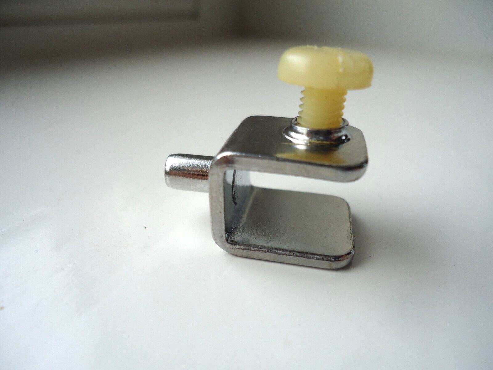5 MM SHELF PIN SUPPORTS FOR GLASS SHELVES - UP TO 5/16" SHELF THICKNESS - 20 PCS