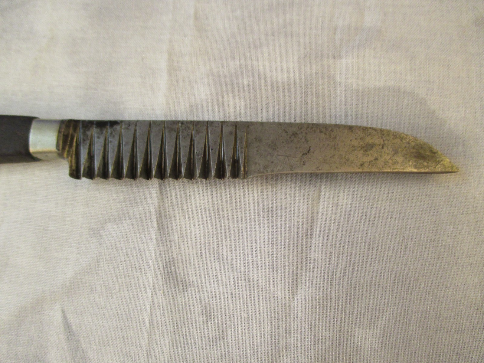Henckels 4 inch Carbon Steel Decorating Knife