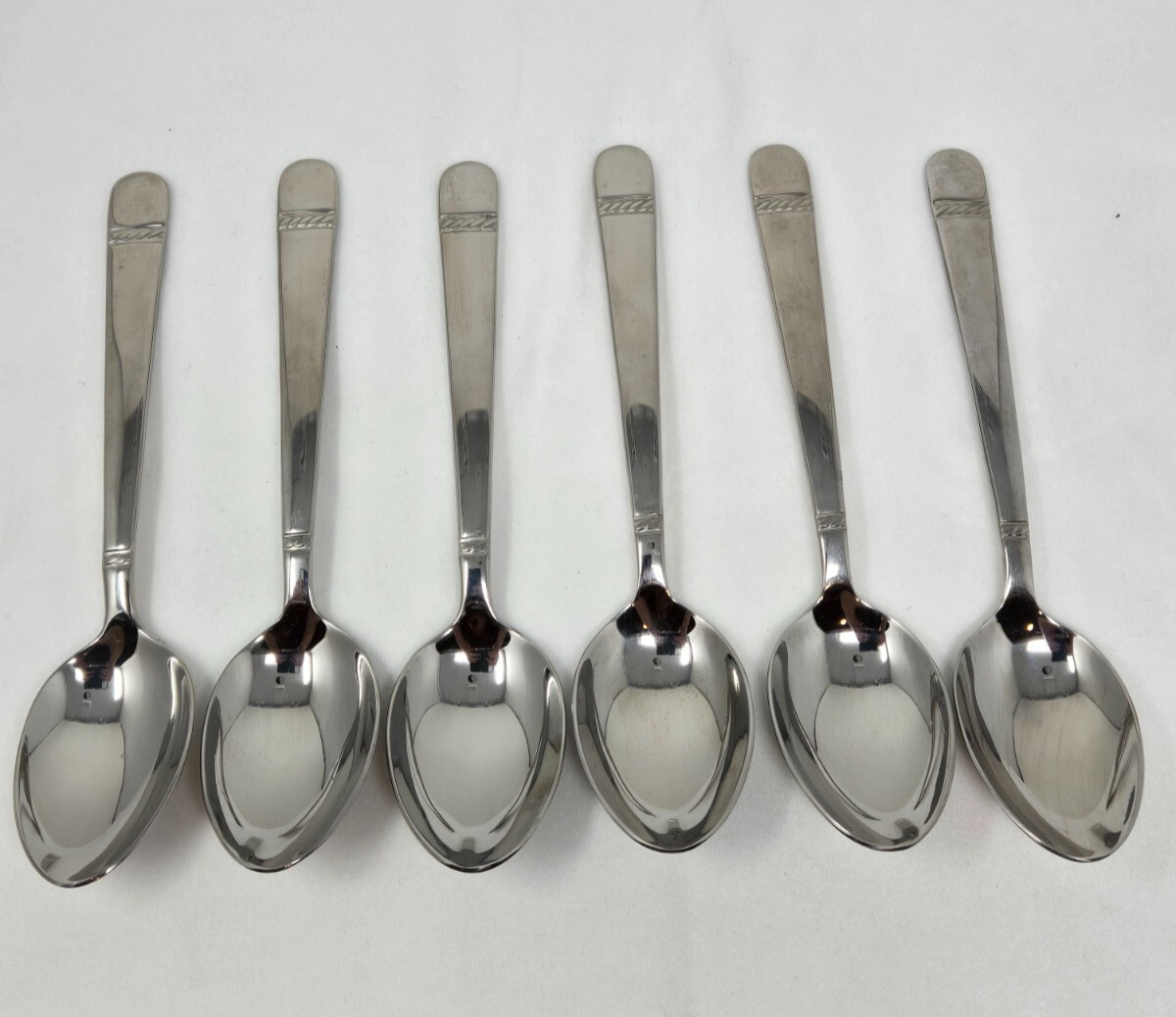 REED & BARTON WATCH HILL 18/10 STAINLESS GLOSSY FLATWARE SET OF 6 SOUP SPOONS