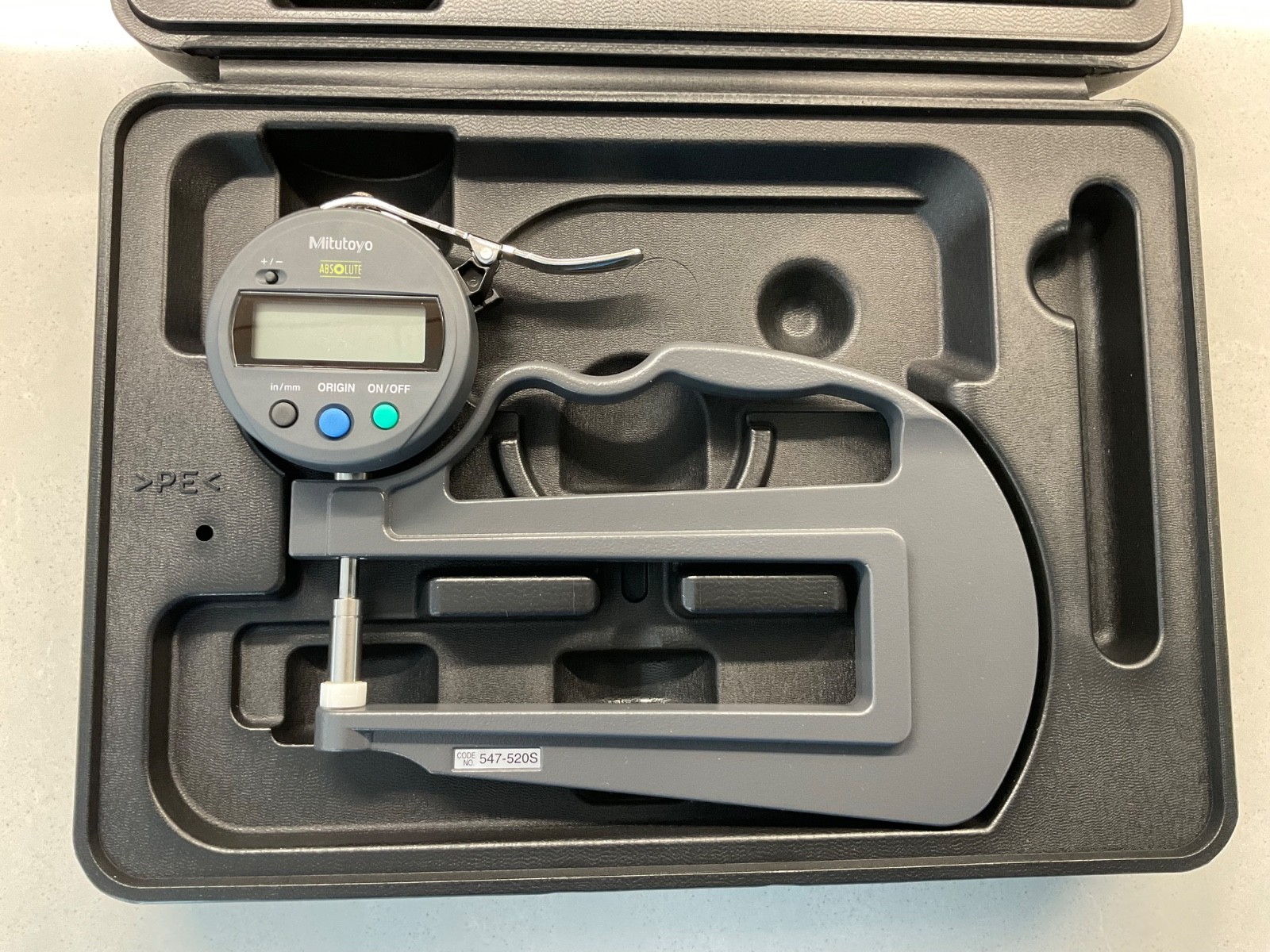 Mitutoyo 547-520S 547 Series 0 to 0.47" SAE & Metric Digital Thickness Gauge NEW