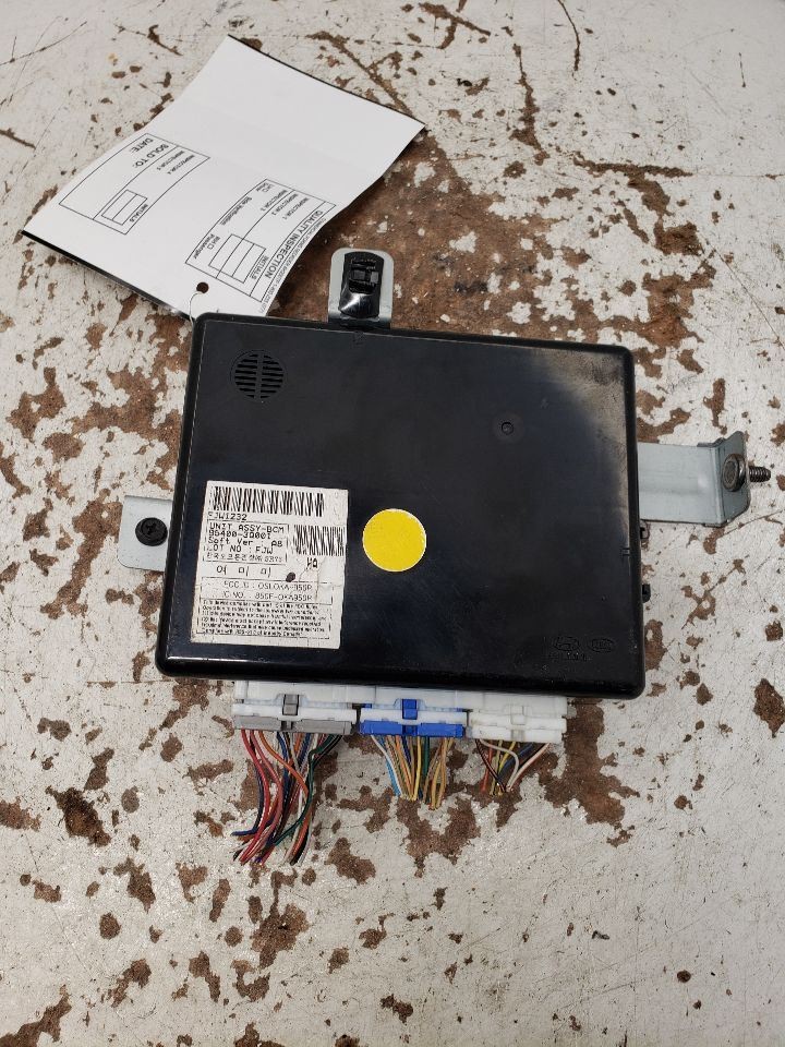 2011 Hyundai Sonata Body Control Module BCM Center Dash VIN B 8th OEM 1419031