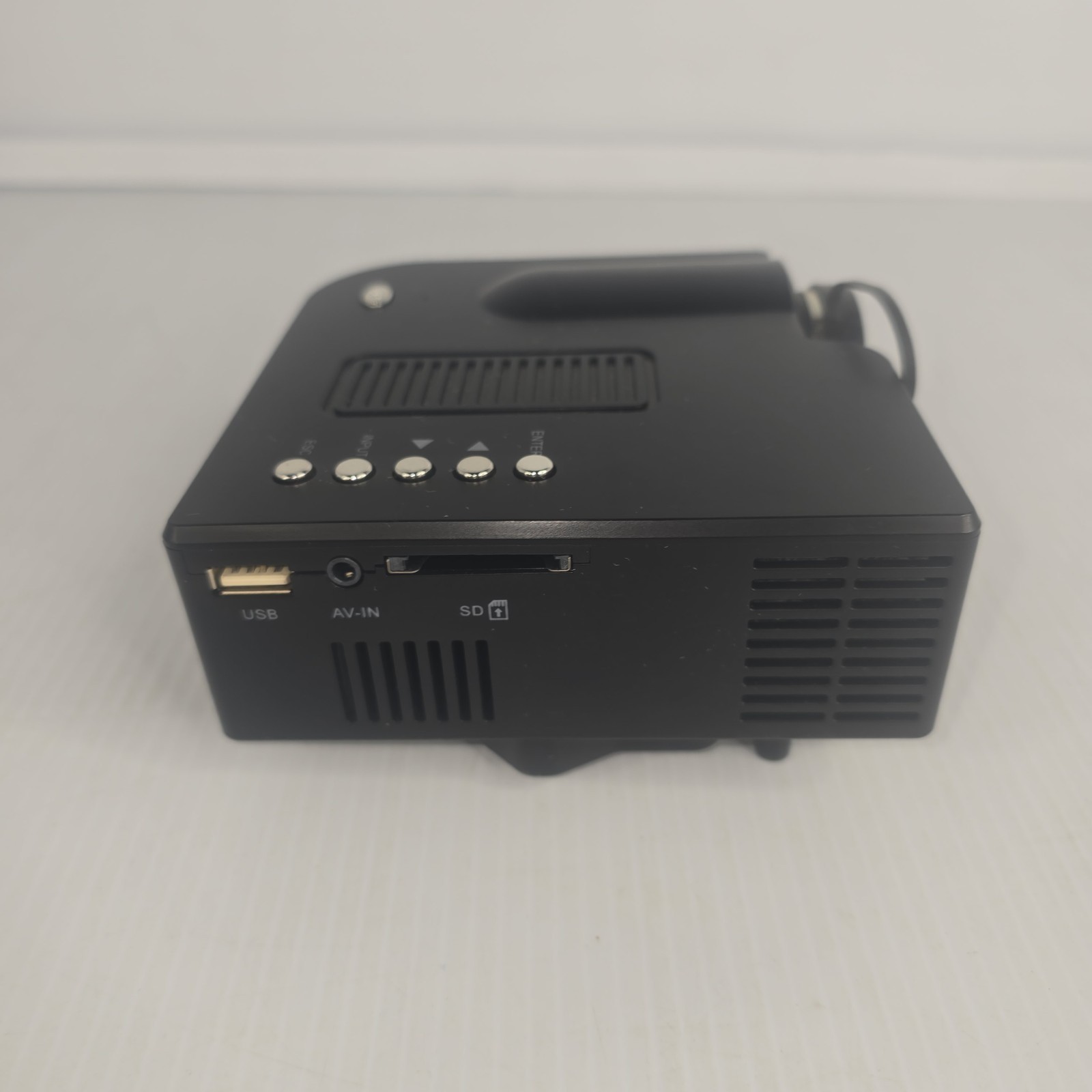 Mini LED LCD Projector 12V HDMI USB AV Portable Home Theater Untested
