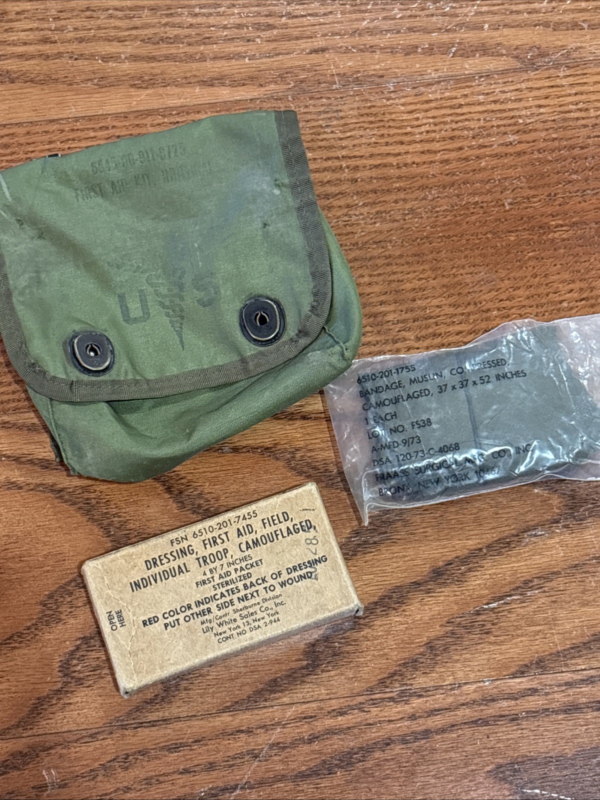 U.S. Army First Aid Pouch OD Canvas DSA 1979 Vietnam-Pattern Field Gear