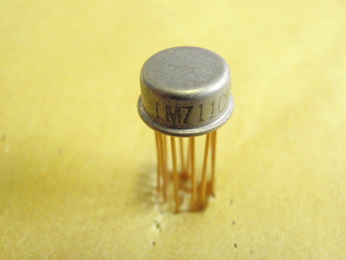 2x IC MODULE LM711CH TO no China copies, only top brand manufacturer 16417-122