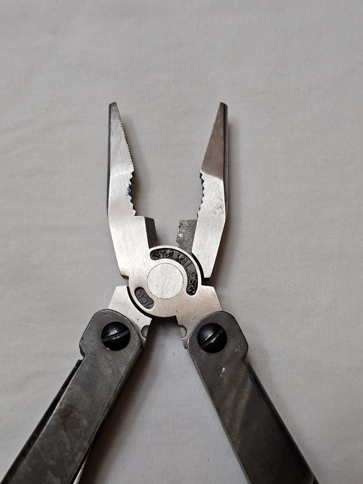 Camo Stainless Multi Tool Knife With Camo Case