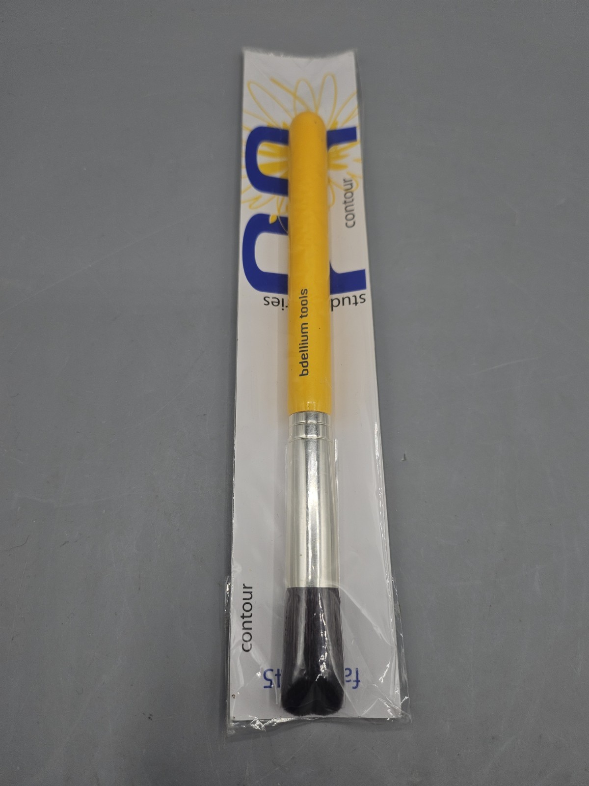 Studio Series, Contour Brush, Face 945, 1 Brush Brand New Makeup Brush