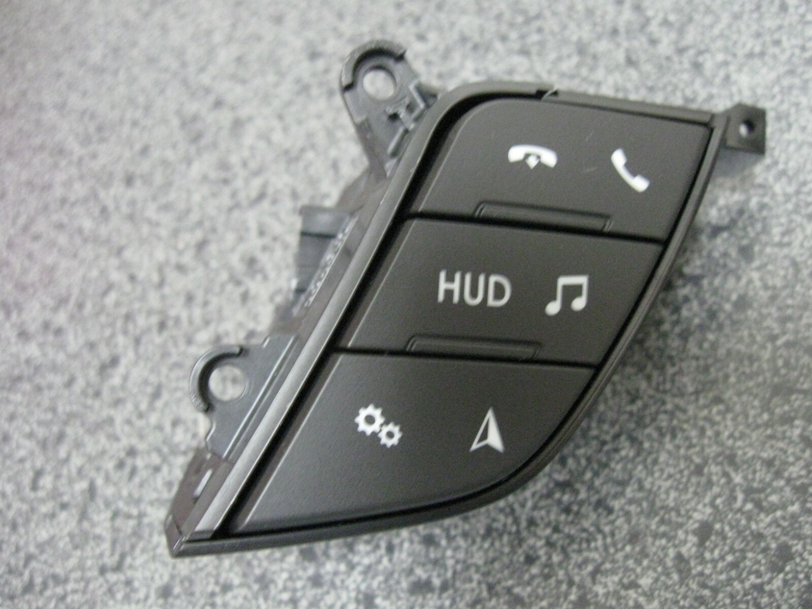 NEW GENUINE MOTORCRAFT RIGHT LOWER CRUISE CONTROL SWITCH (PN SW-7842)