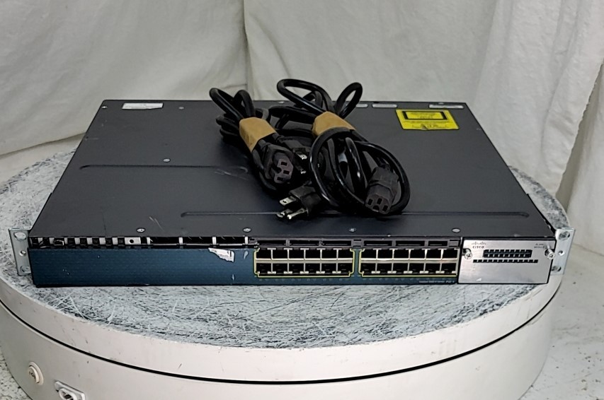 CISCO WS-C3560X-24PS-S Network Switch 24-port SEE NOTES
