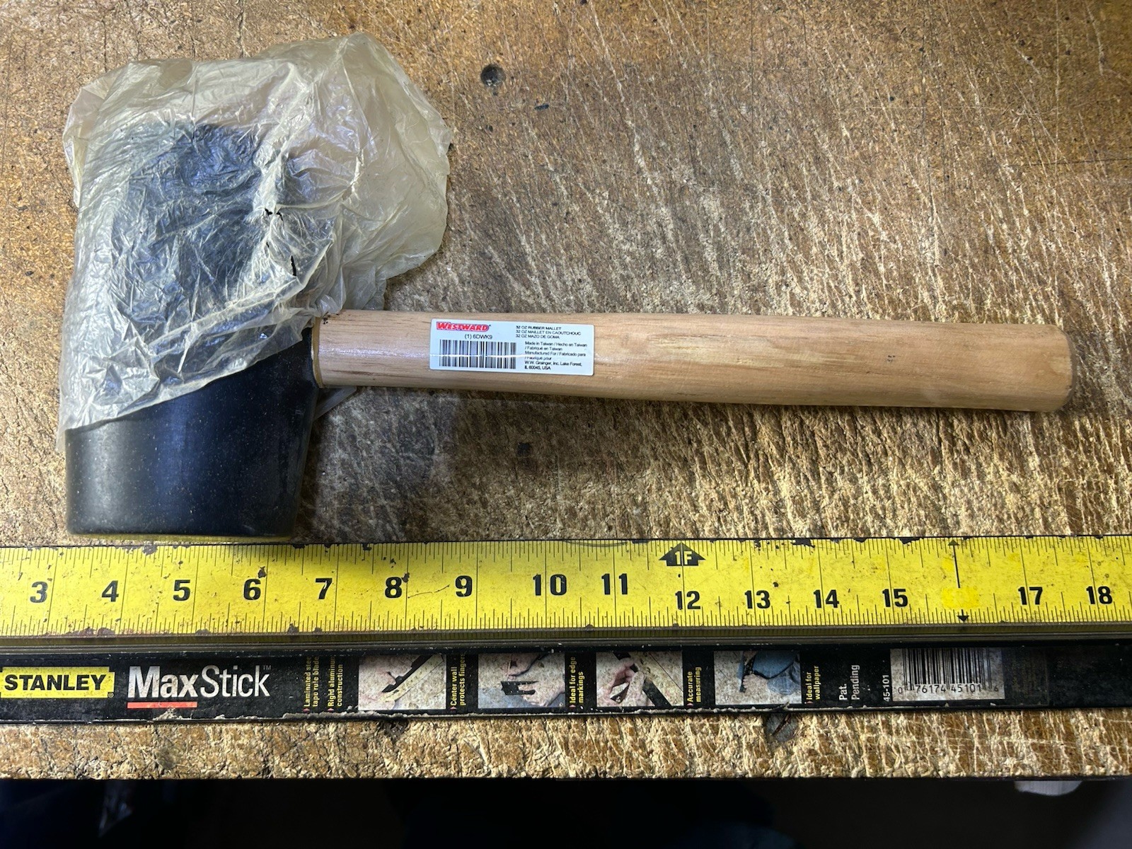New Westward 6DWK9 Rubber Mallet 13-1/2 Length 32 Oz.