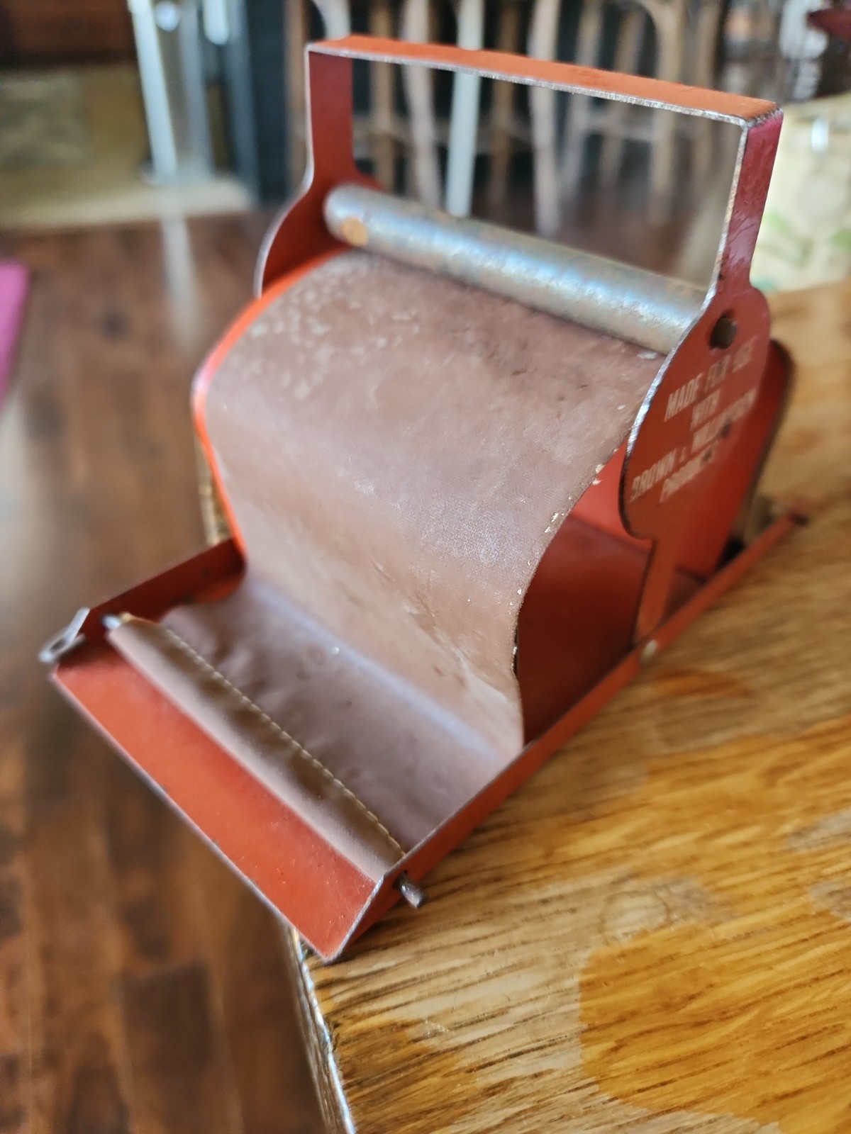Vintage Brown & Williamson Cigarette Roller Sweet