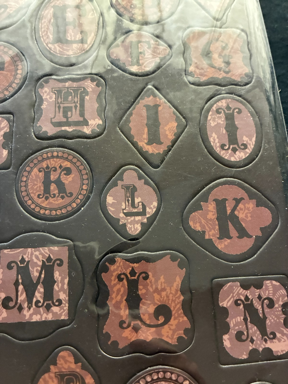 ASSORTED ALPHABET CHIPBOARD AND TRANSPARENCY