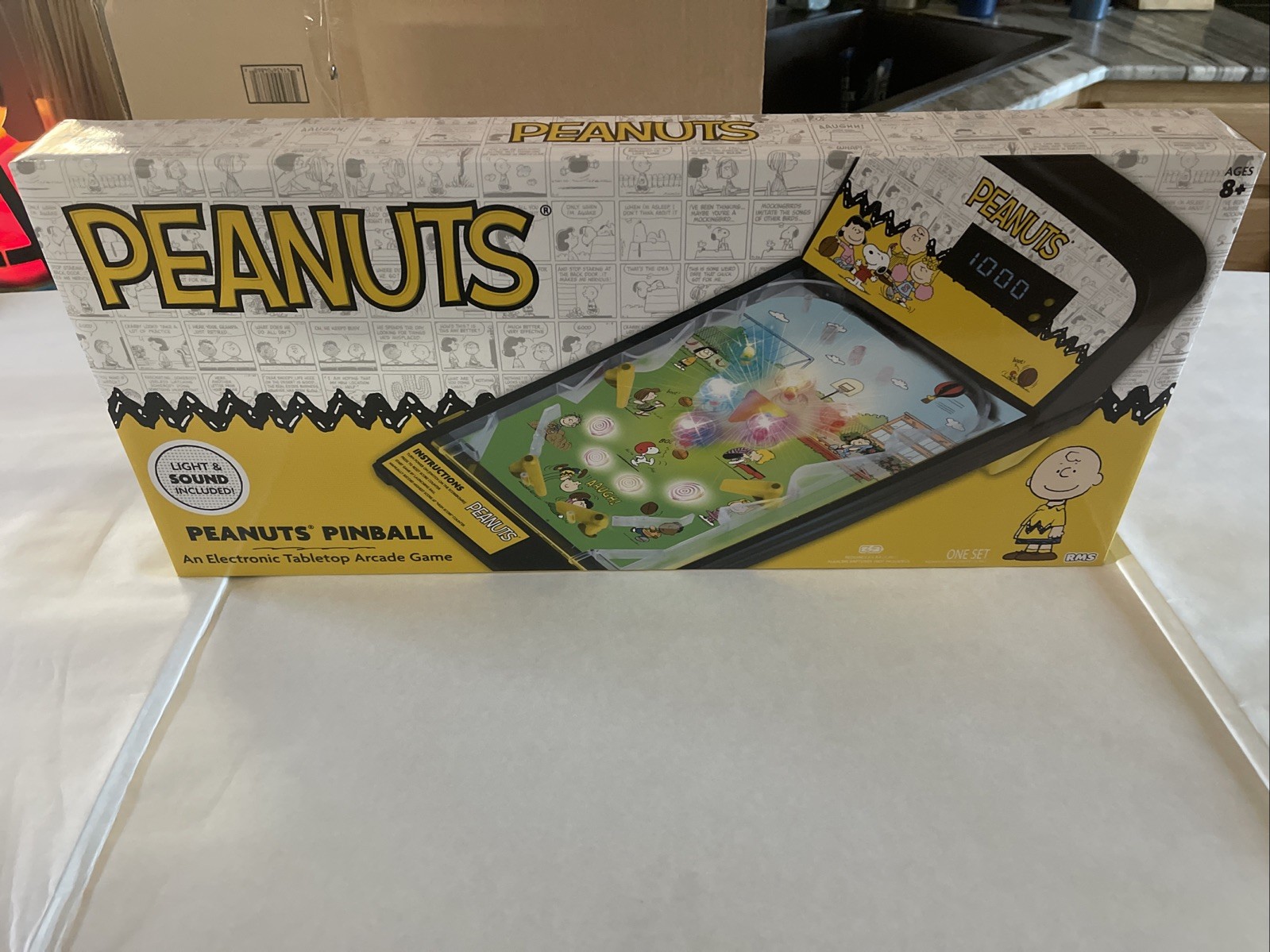 Peanuts SNOOPY Electronic Tabletop Arcade Game PINBALL Machine w/ Lights & Sound