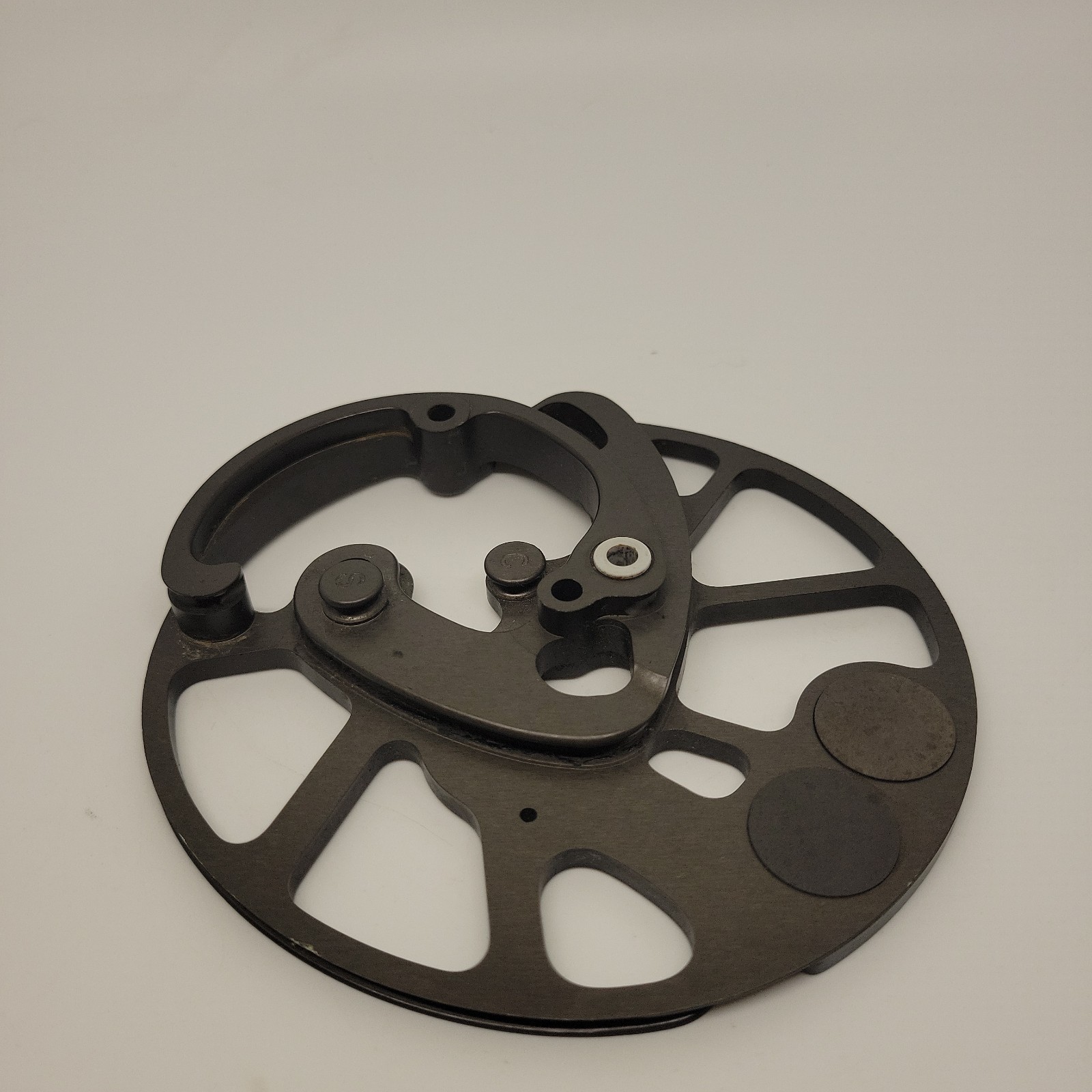 Mathews Archery Switchback / Cobra - 28RHL Bow Cam 28" Archery Part