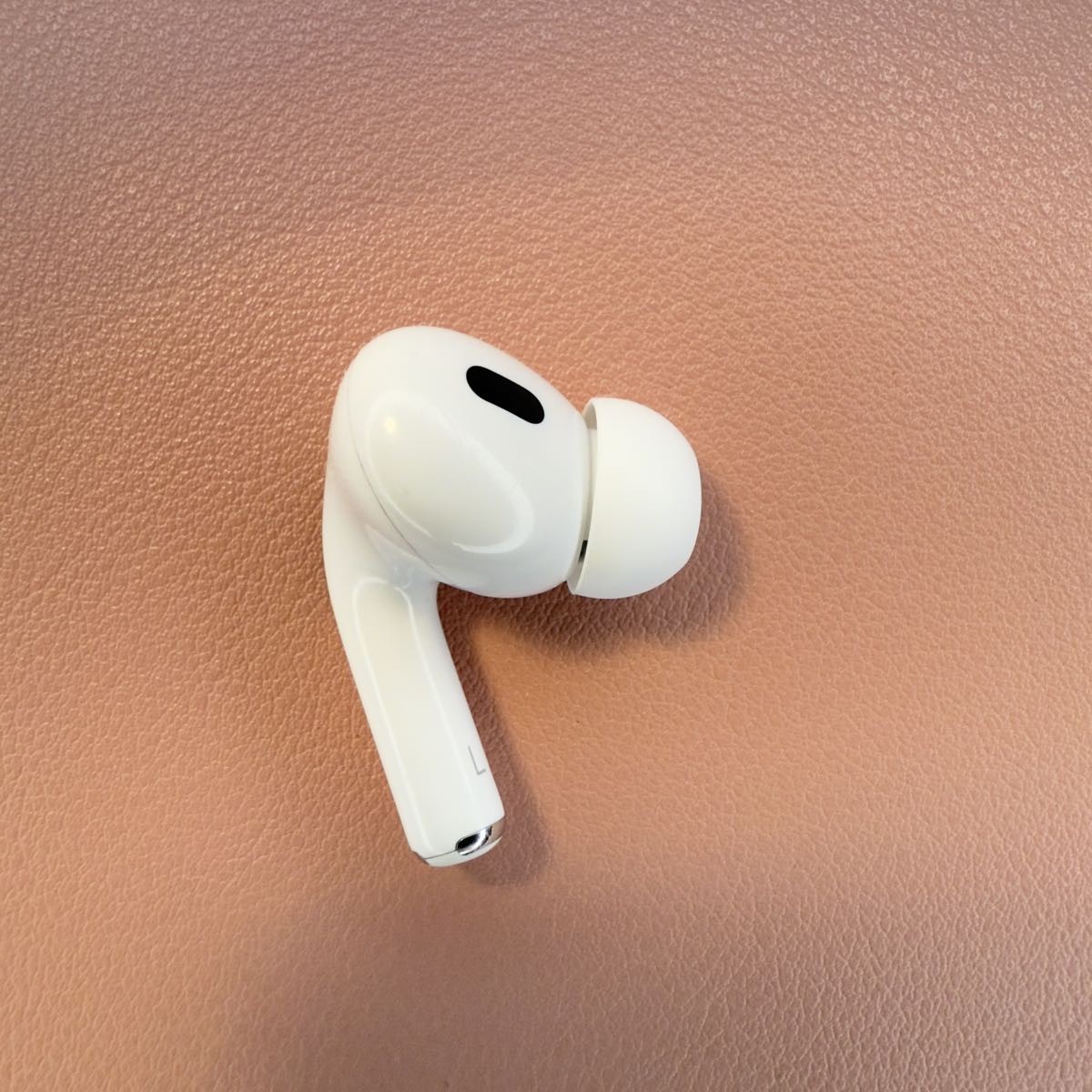 Apple AirPods Pro 2nd Gen Left Earbud A2699- WORKING, reset, iCloud removed