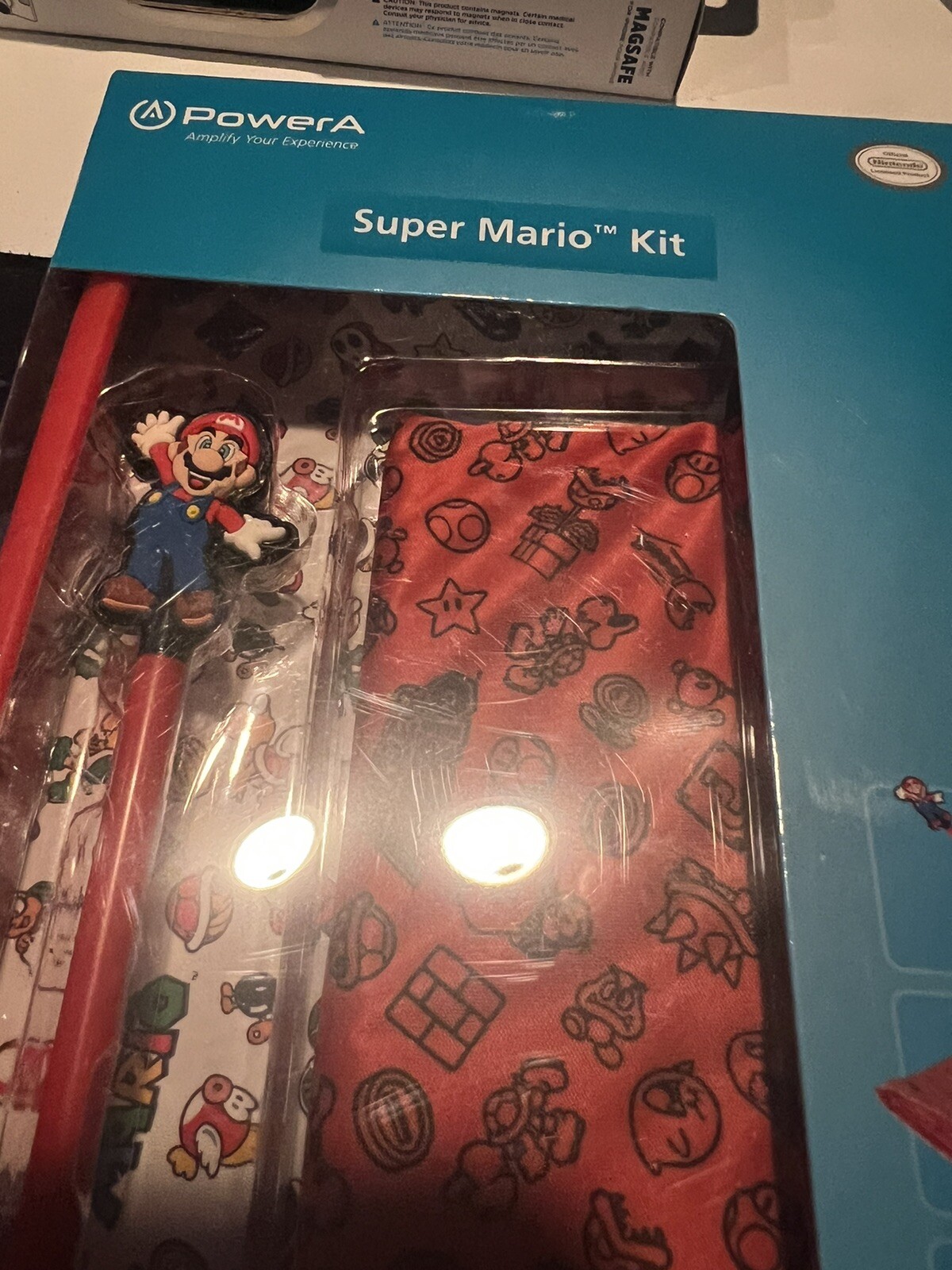 Nintendo Super Mario Wii U Kit 4 Piece Bundle Bumper Stylus Toggle Case Skin New