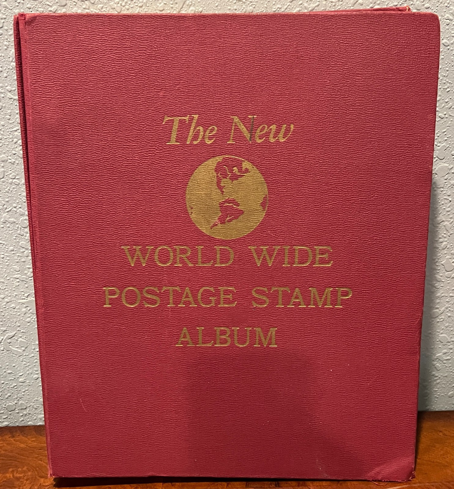 World Wide Postage Stamp Collection Album Hundreds of Stamps Used ZAYIX