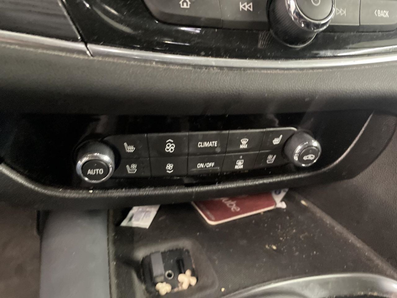 ENCLAVE 2018 Air Shutter 964498