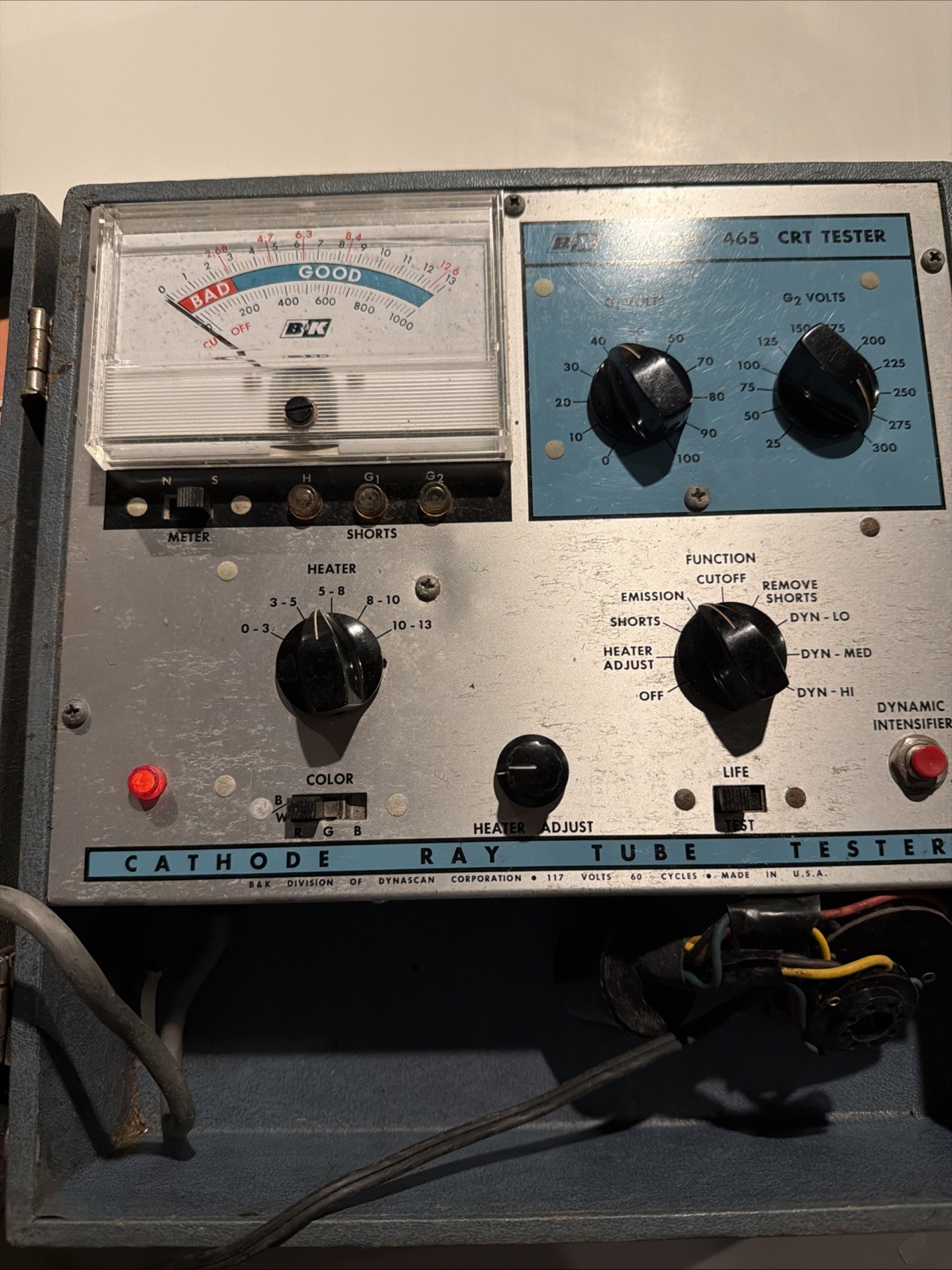B&K CRT Cathode Ray Tube Tester Model 465 Powers Up Untested W/ Manuals