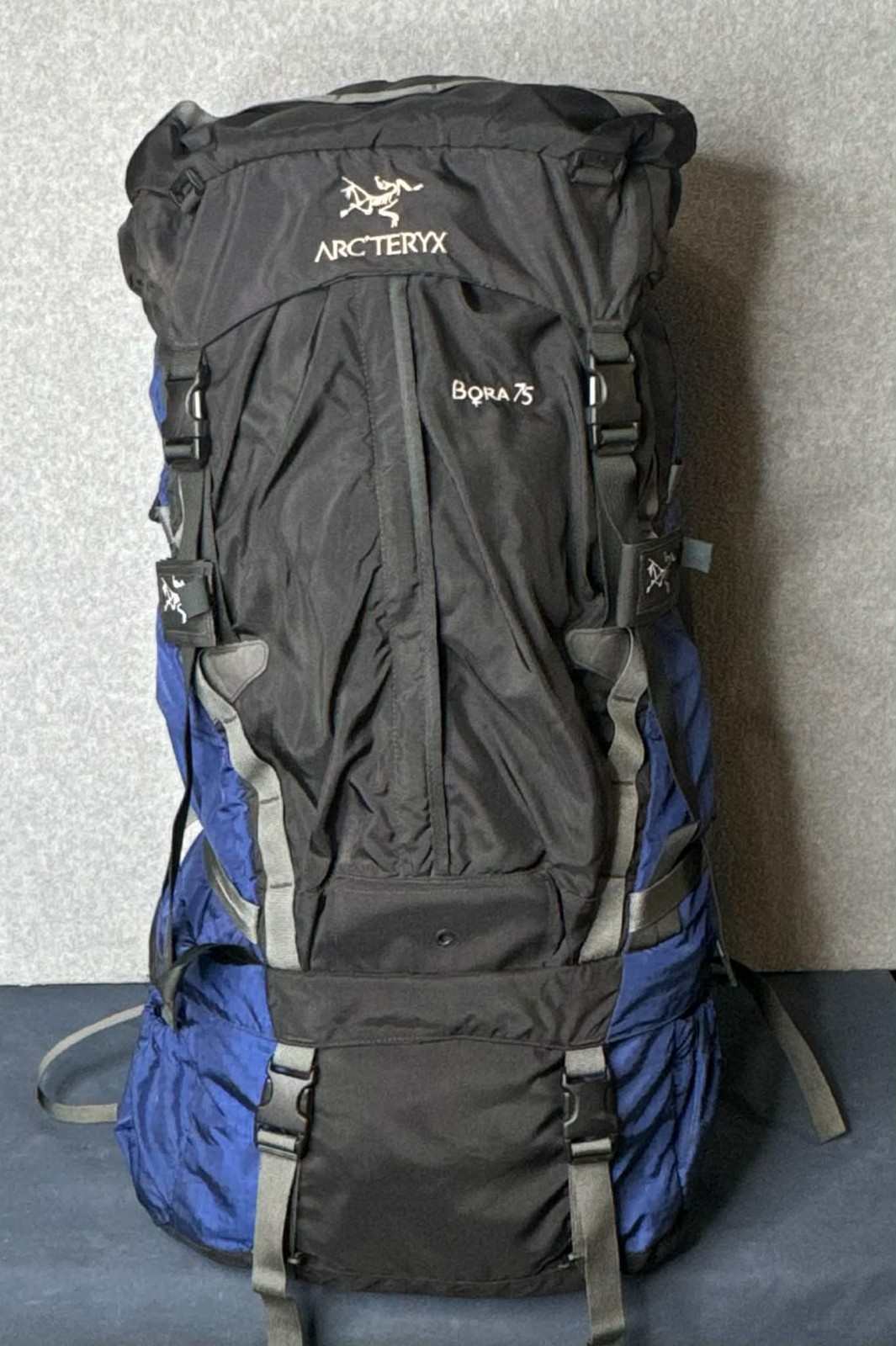 Arc'teryx Bora 75 Backpack Hiking Camping Internal Frame Black Blue Large Pack