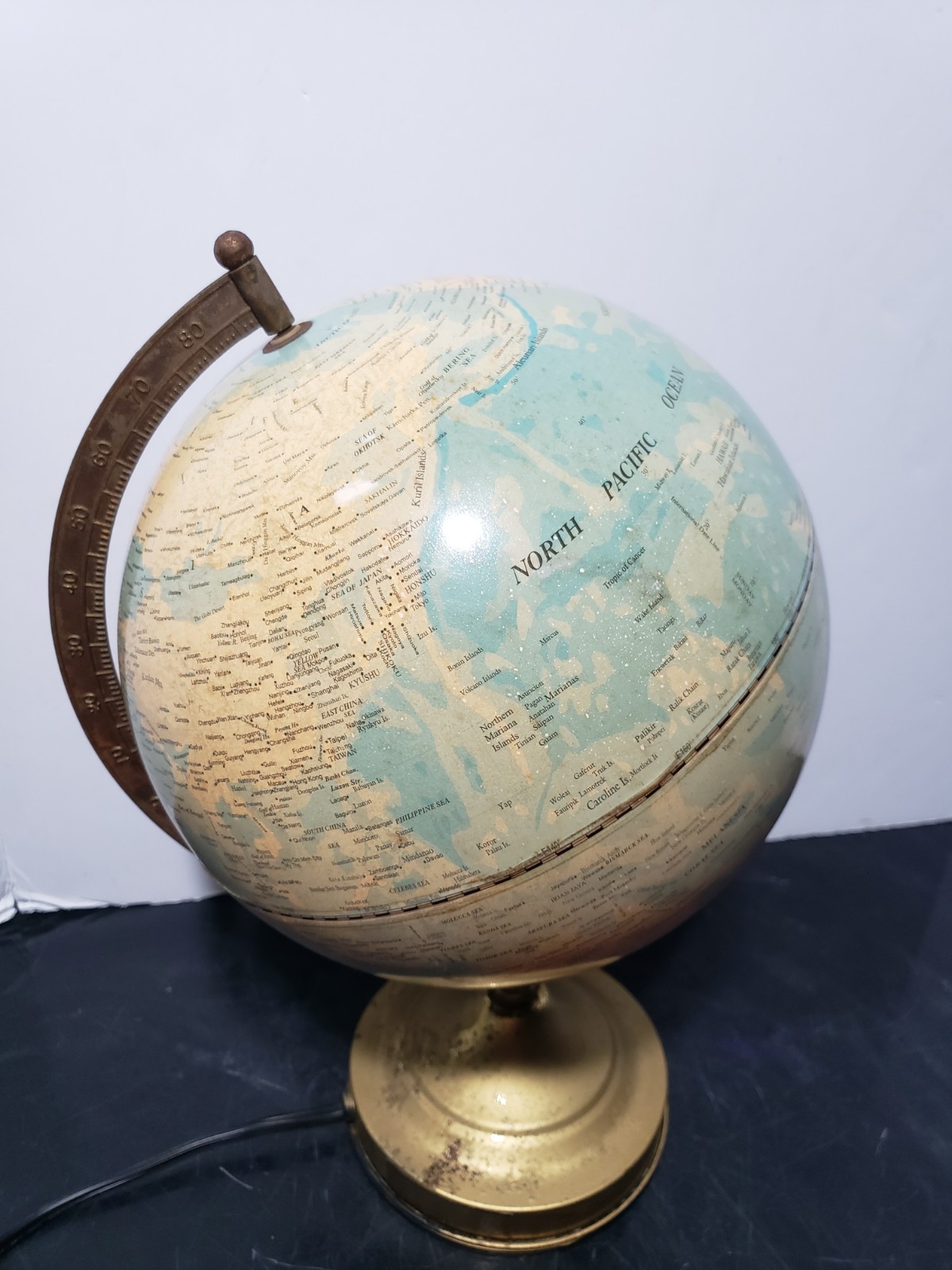 Vintage Fucashun Lighted Globe Lamp Touch Light