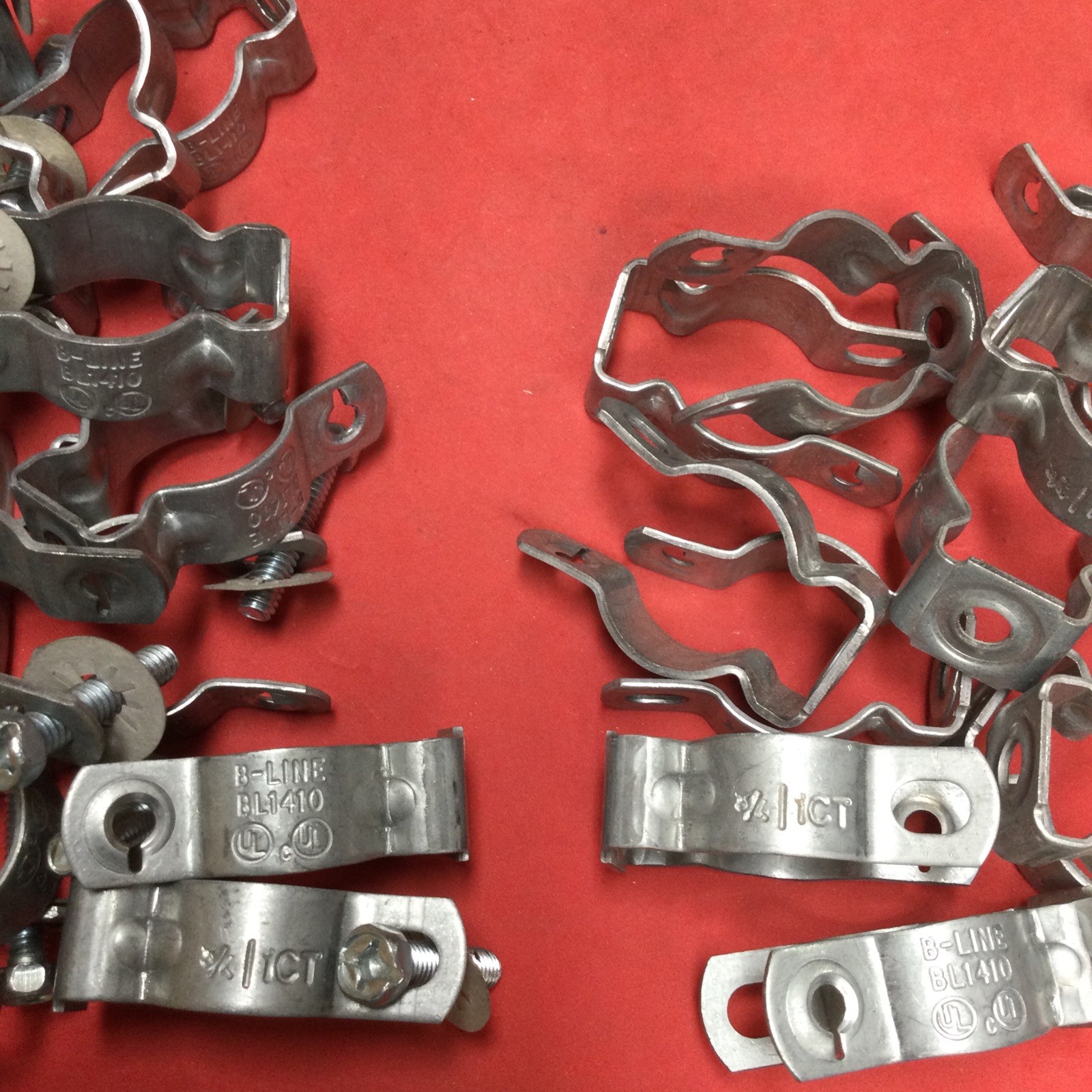 L1410 B-Line Steel Conduit Hanger  3/4”/1”CT (lot of 19w/screws) ( 17 No Screws