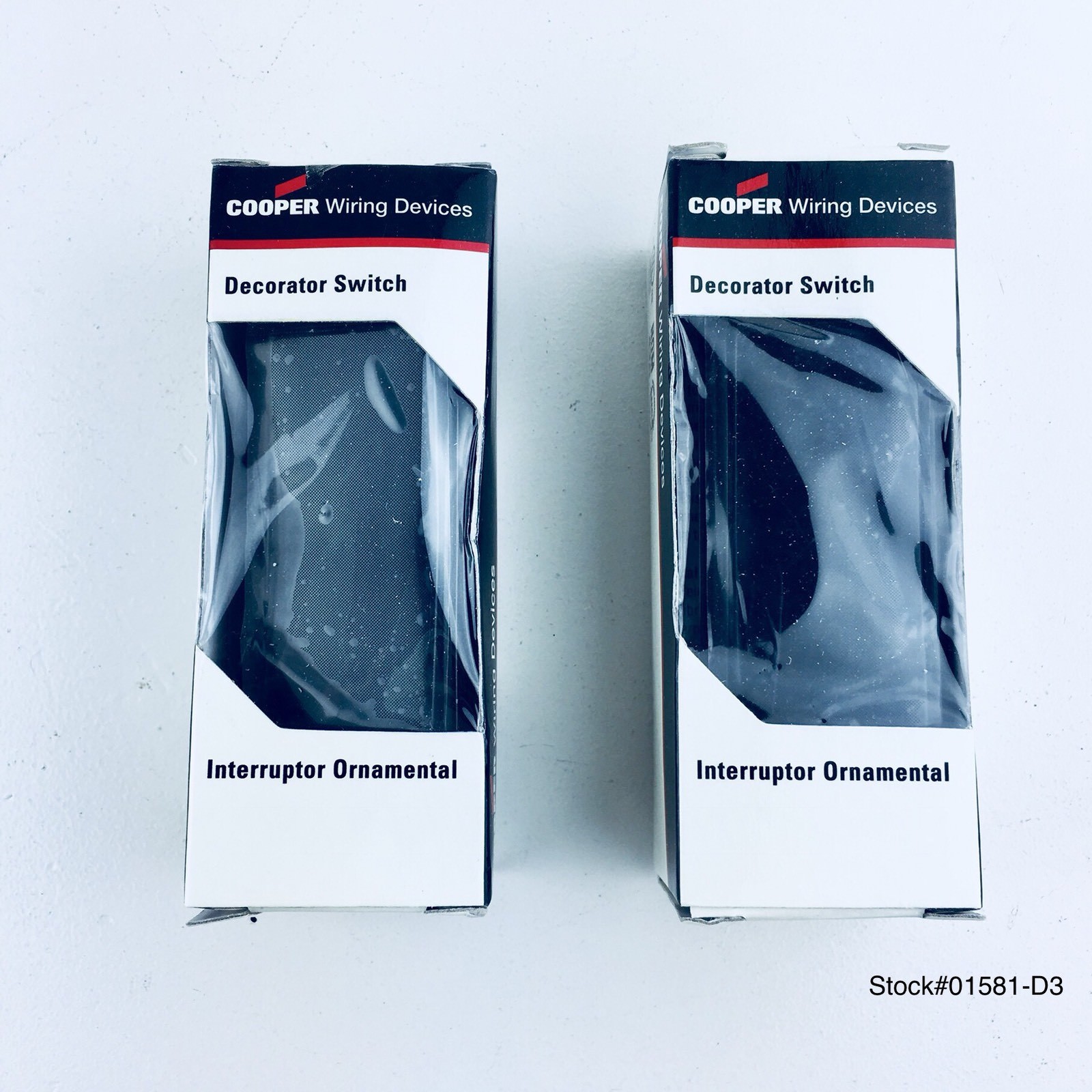 LOT OF 2 COOPER DECORATOR SWITCH TWO SINGLE POLE SWITCH 7501BK-BOX FREE SHIPPING