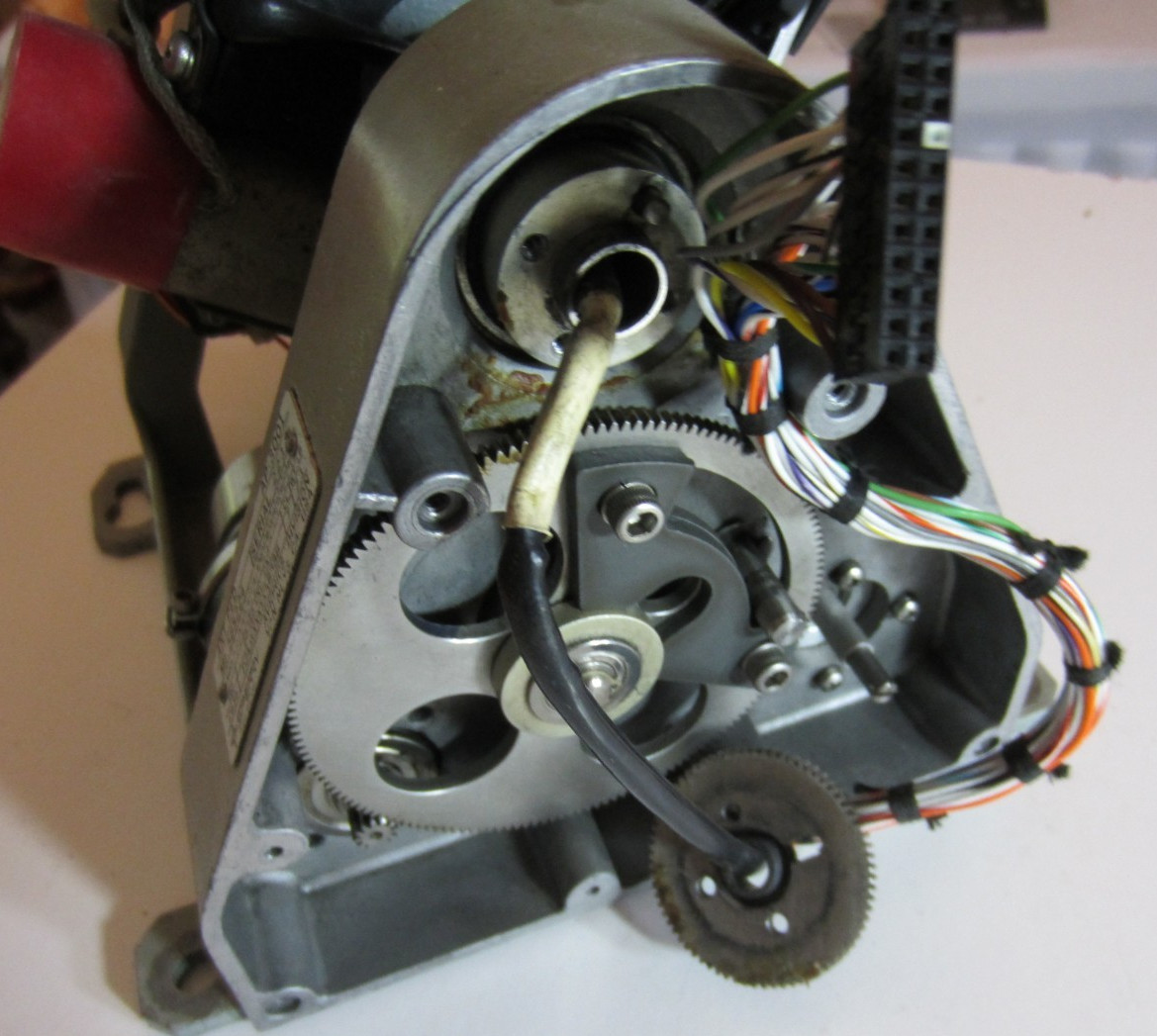 SPERRY AP-3001 FOR PARTS RADAR P/N MI 585224 FOR PARTS