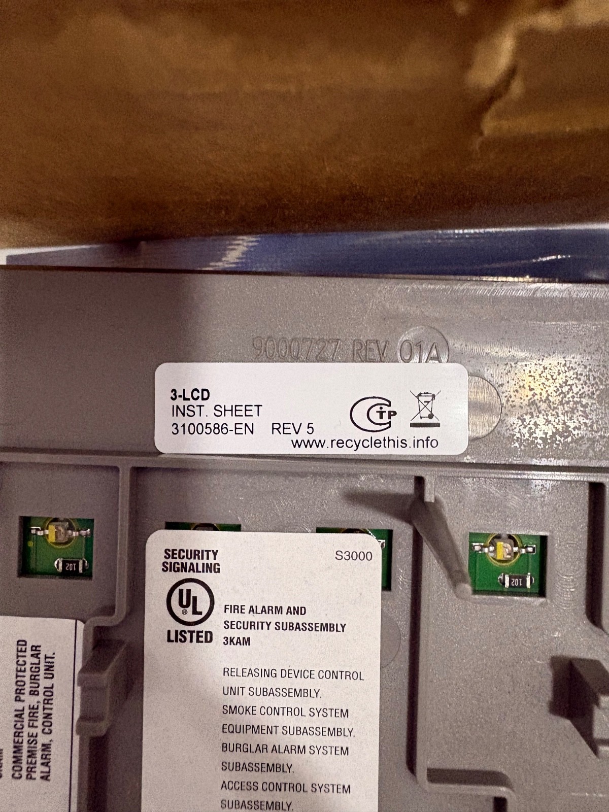 EDWARDS EST 3-LCD DISPLAY UNIT 3100586-EN REV 5