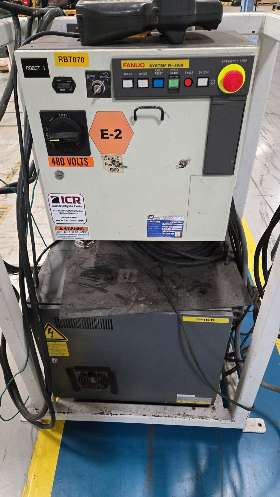 FANUC M‑16iB/20 Complete w/ R‑J3iB Controller USED