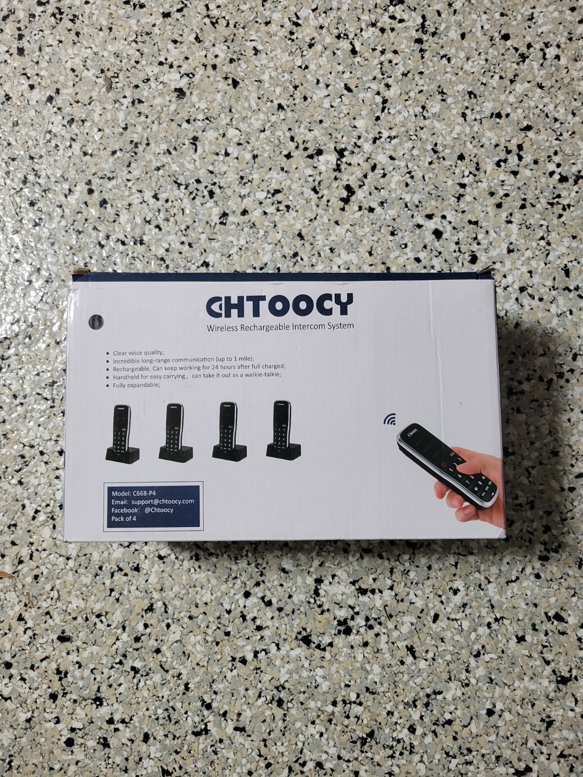 Chtoochy Handheld Wireless Rechargeable Intercom System C668-P4 NEW. 4 Units.