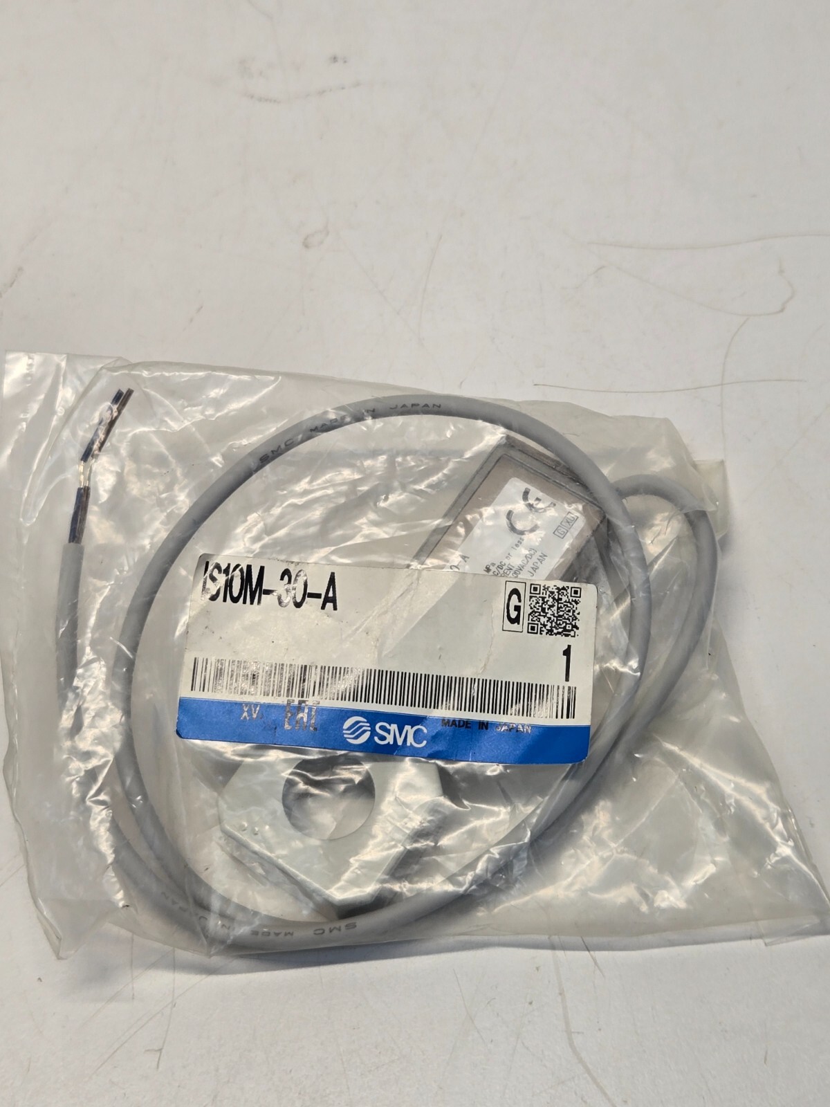 SMC IS10M-30-A pressure switch, IS/NIS PRESSURE SW FOR FRL NEW c1-11