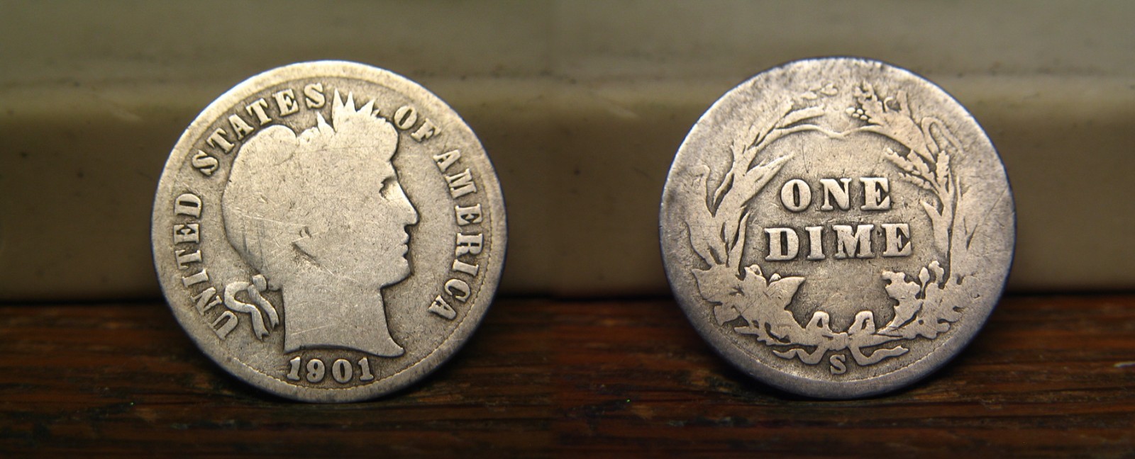 1901-S BARBER LIBERTY HEAD SILVER DIME 1901S US COIN