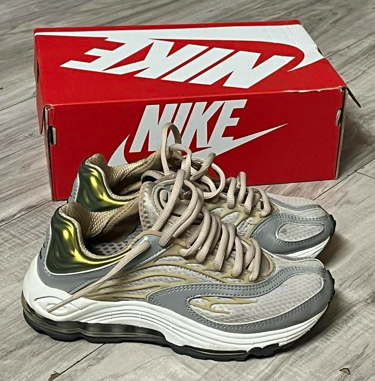 Nike Air Tuned Max Low Top Lace-Up Colorblock Silver/Beige DC9391-200