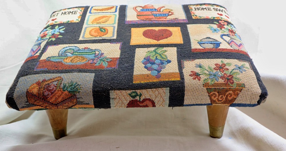Vintage VTG Foot Stool Bench Upholstered 14 x 11 wooden legs metal tips 6" tall