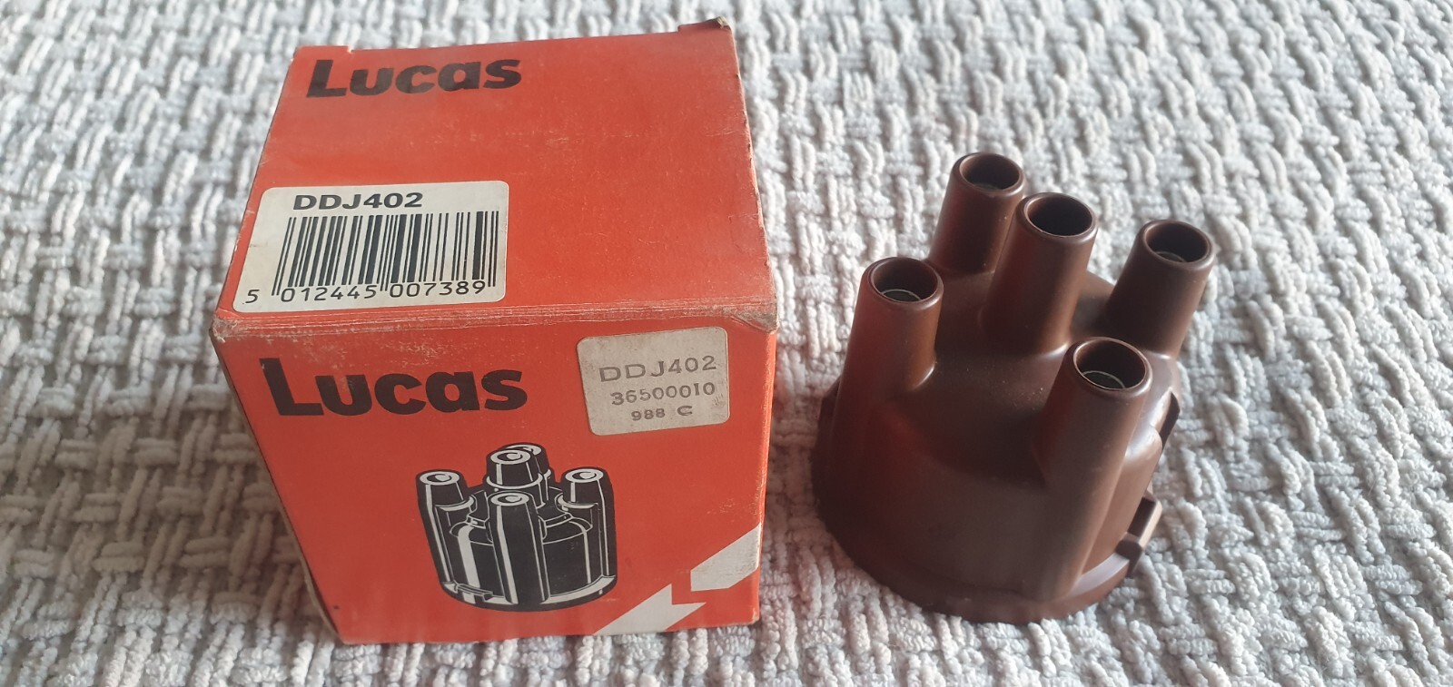 Genuine NEW Lucas DC6 Distributor Cap Toyota Celica Daihatsu Fourtrack