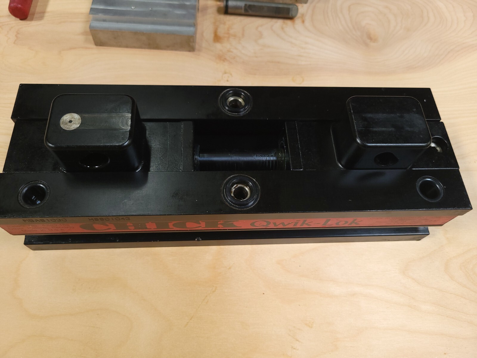 CHICK Qwik-Lok 4" Dual Sided Vise