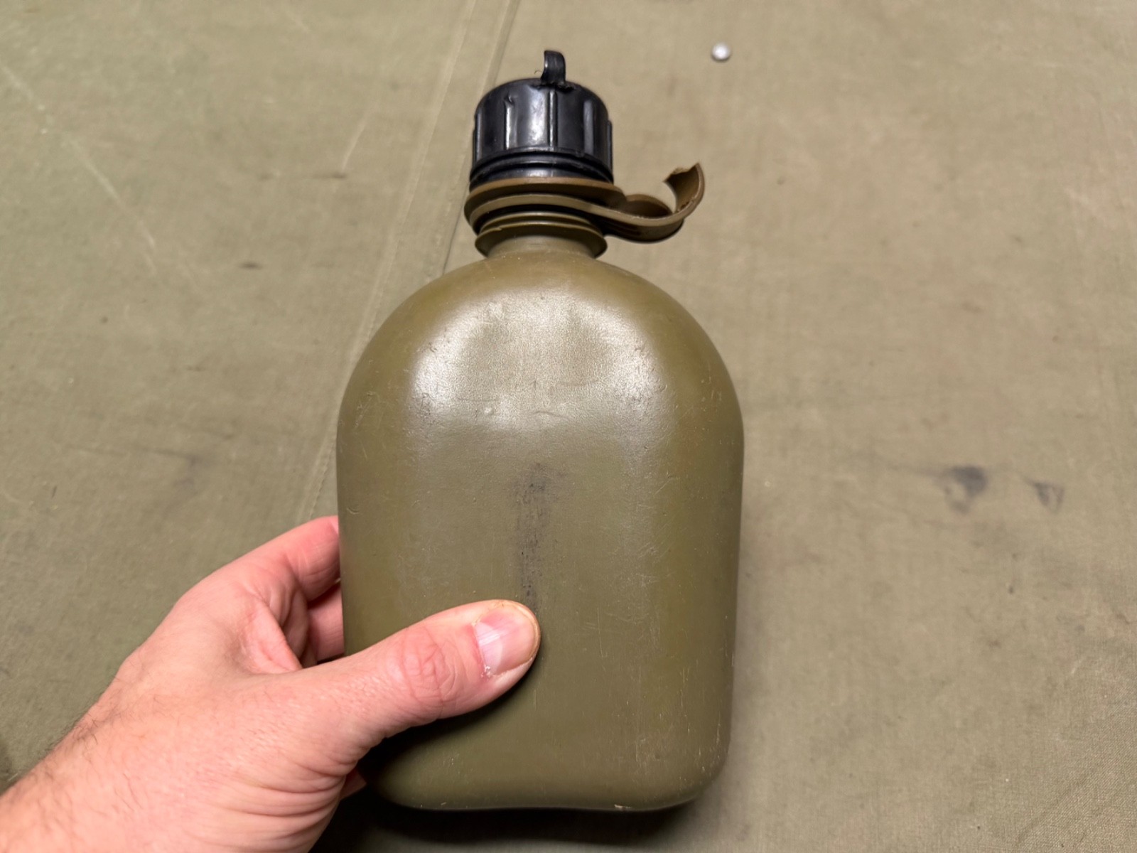 POST VIETNAM WAR GULF WAR DESERT STORM IRAQI FREEDEOM US ARMY CANTEEN-1983
