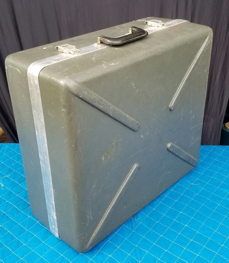 Bell & Howell Tape System Calibrator TSC 2000 Test Function Generator w/ Case