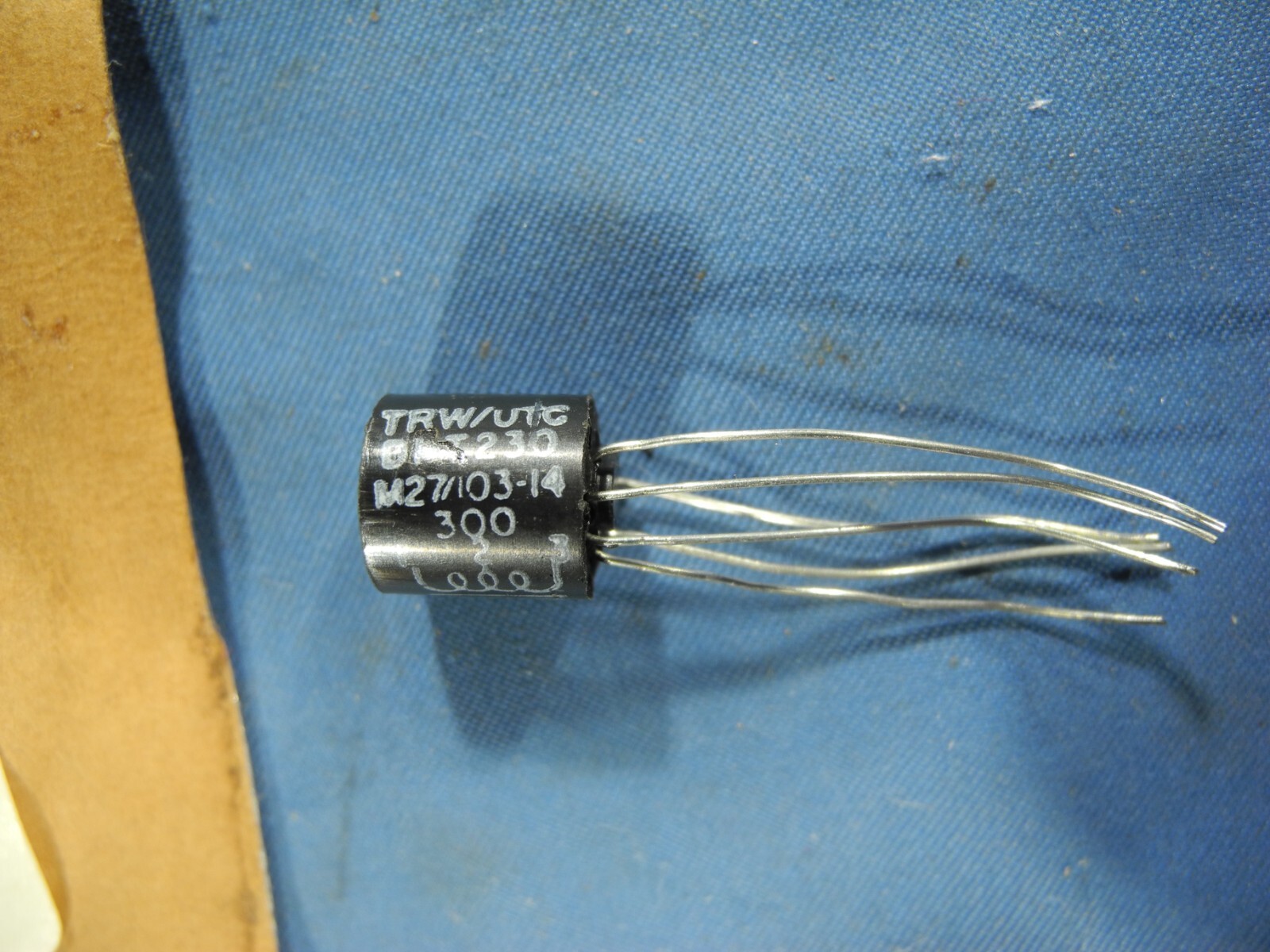(1) TRW / UTC D1-T230 Audio Transformer (NOS)