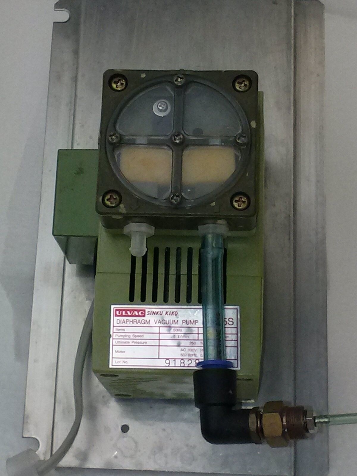 Ulvac Diaphragm Vacuum Pump DA-5S, 100VAC 250TORR, Used