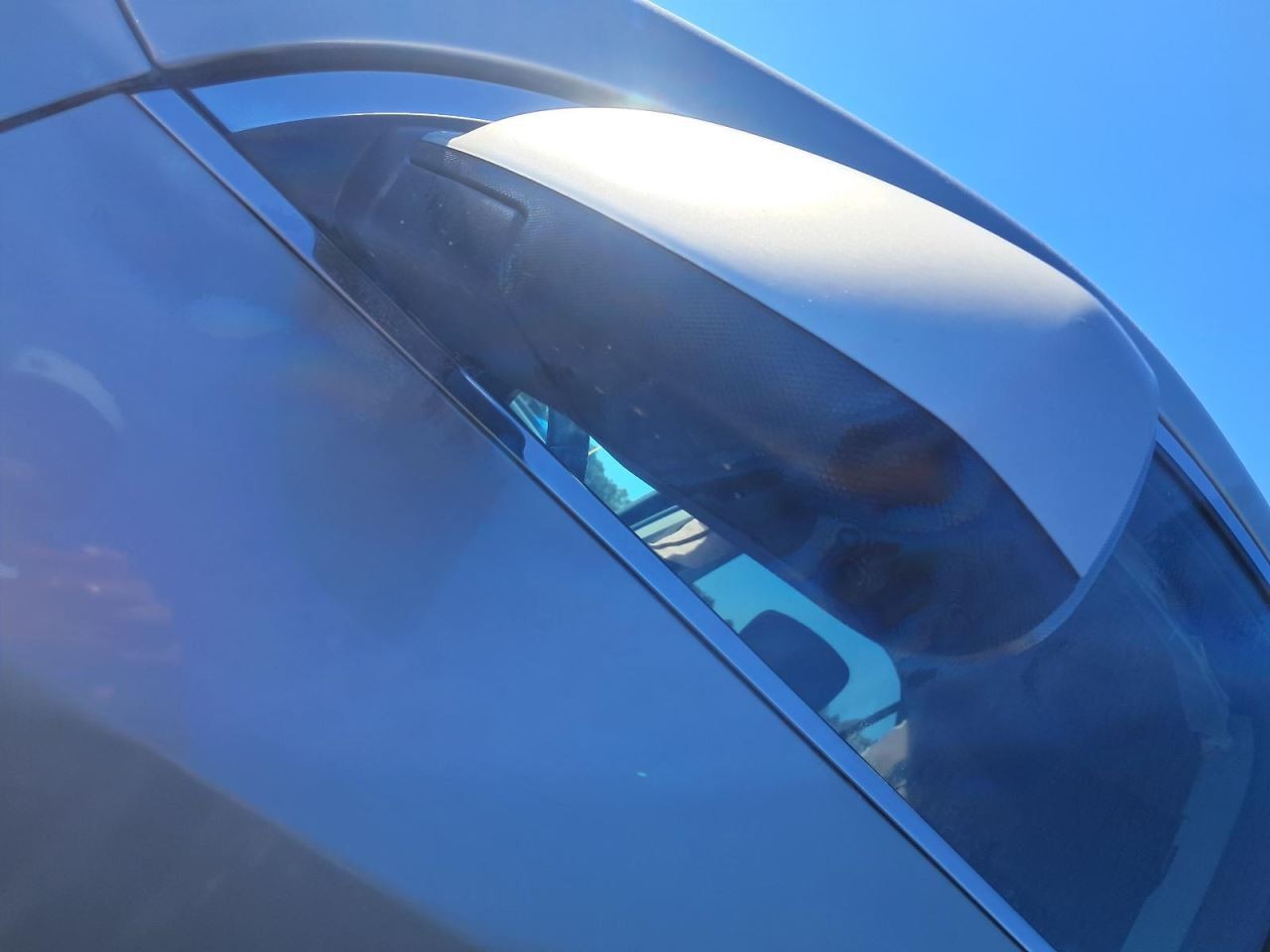 EQUINOX 2014 Glove Box 4831637