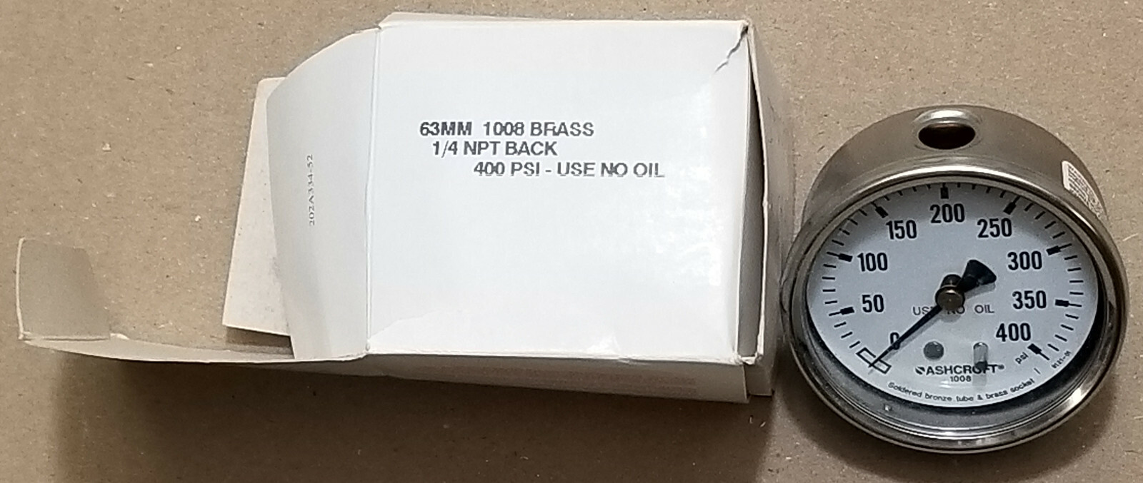 NEW Ashcroft Pressure Gauge 279-828354 63mm 1008 Brass 1/4 NPT Back 400psi