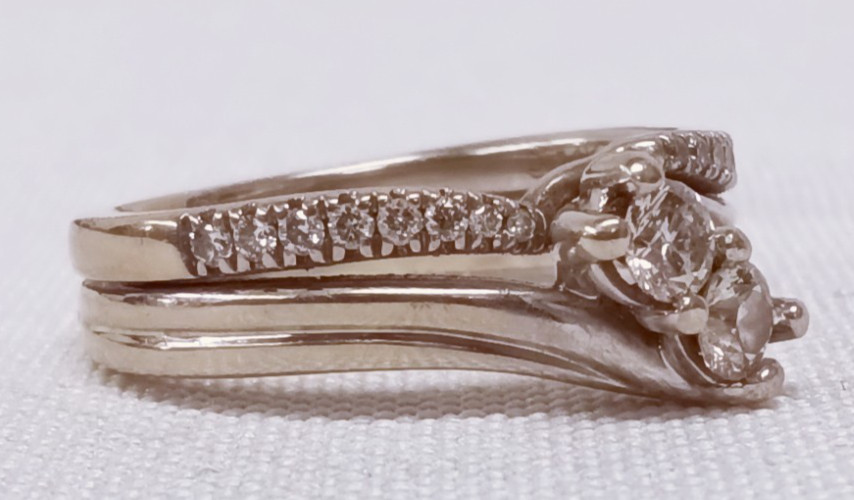 14k White Gold Diamond Forever Us Wedding Ring - Size 6 - 6.5g